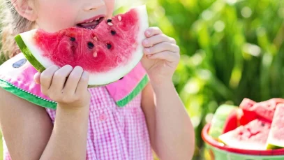 como-impacta-alimentacion-en-desarrollo-emocional-de-ninos-wide_webp