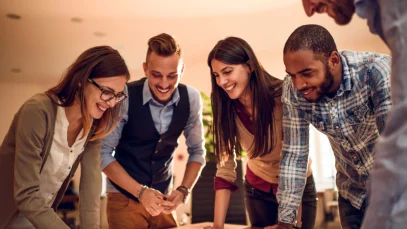 La-inteligencia-emocional-ayuda-a-trabajar-en-equipo-wide_webp (3)